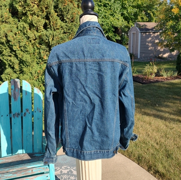 Steve & Barry's Jean Jacket Large Classic Denim Relaxed Fit! - Picture 4 of 7